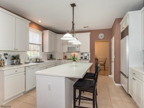3 Diane Ct, Wayne, NJ 07470 photo 9