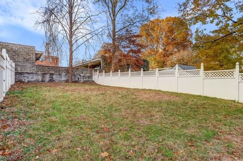 216 Berkeley Ave, Bloomfield, NJ 07003 photo 23