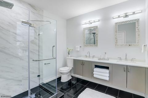 216 Berkeley Ave, Bloomfield, NJ 07003 photo 16