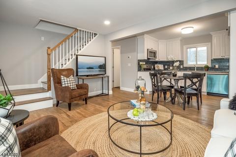 41 Smith Ave, Wanaque Boro, NJ 07420 photo 4