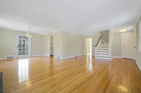 2 E Ridge Dr, Berkeley Heights, NJ 07922 photo 7