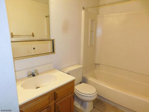 114 Constitution Way, Franklin, NJ 07416 photo 11