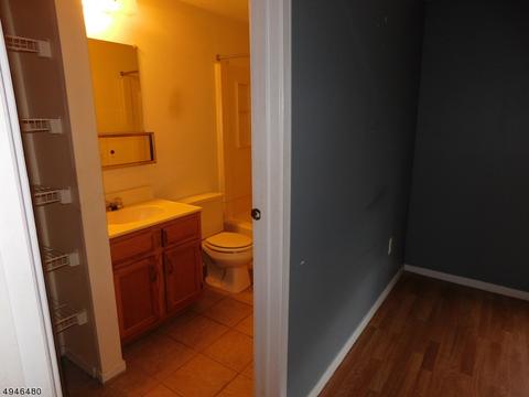 114 Constitution Way, Franklin, NJ 07416 photo 10