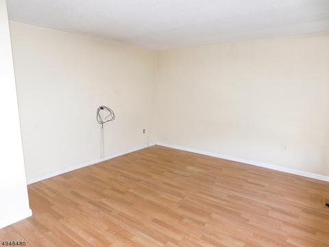 114 Constitution Way, Franklin, NJ 07416 photo 3