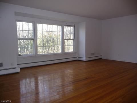 13 Robin Rd, Warren, NJ 07059 photo 5