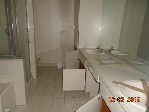 120 Worcester Dr, Wayne, NJ 07470 photo 7