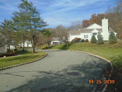 120 Worcester Dr, Wayne, NJ 07470 photo 3