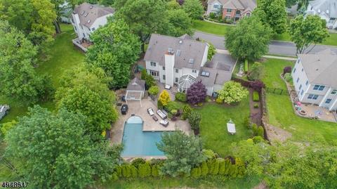 8 Fox Hill Dr, Wayne, NJ 07470 photo 1