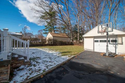 31 Reigate Rd, Bloomfield, NJ 07003 photo 20