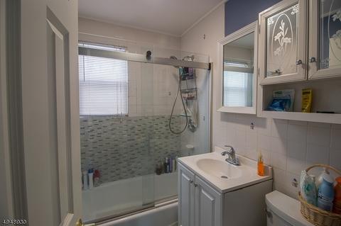 31 Reigate Rd, Bloomfield, NJ 07003 photo 16