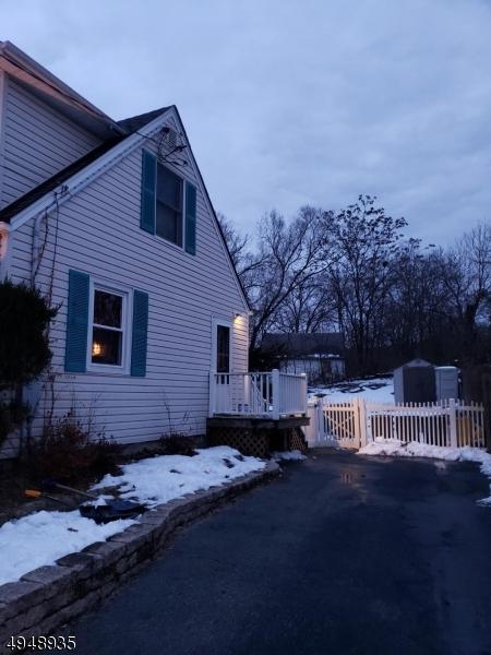 68 Bergen Ave, Wanaque Boro, NJ 07420 photo 3