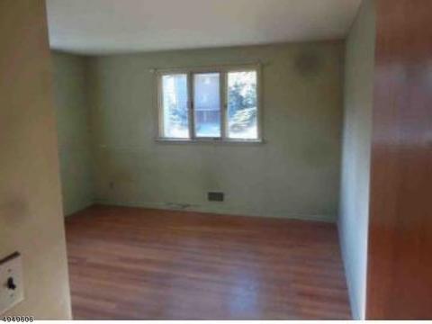 39 Castles Dr, Wayne, NJ 07470 photo 7