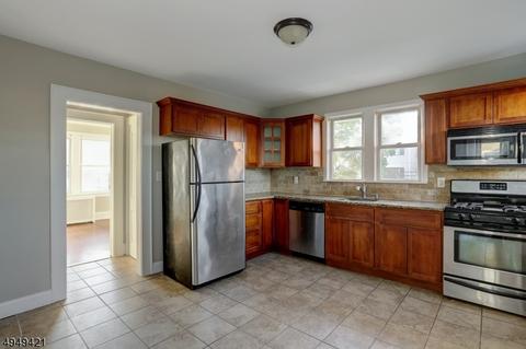 39 Willow St, Millburn, NJ 07041 photo 17