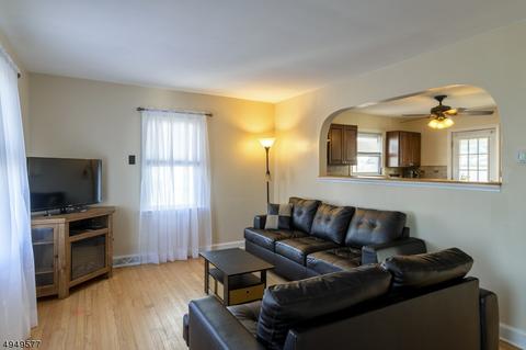 532 Carleton St, Bound Brook, NJ 08805 photo 3