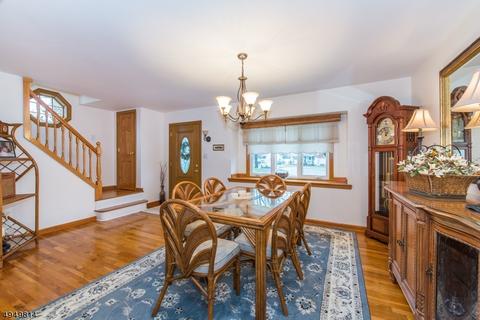 1 White Oak Ln, Wayne, NJ 07470 photo 5
