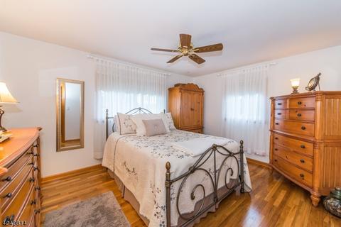 1 White Oak Ln, Wayne, NJ 07470 photo 9