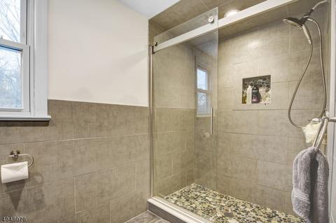 34 Pinecrest Ter, Wayne, NJ 07470 photo 15