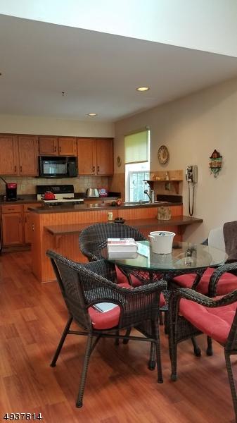 136 Wingate Dr, Hackettstown, NJ 07840 photo 6