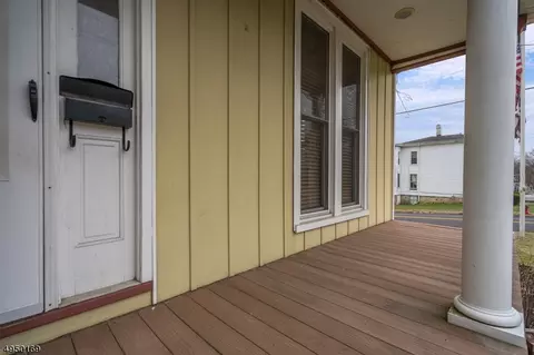 300 Sharp St, Hackettstown, NJ 07840 photo 2