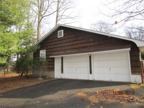 9 Stone Ledge Rd, Upper Saddle River, NJ 07458 photo 2