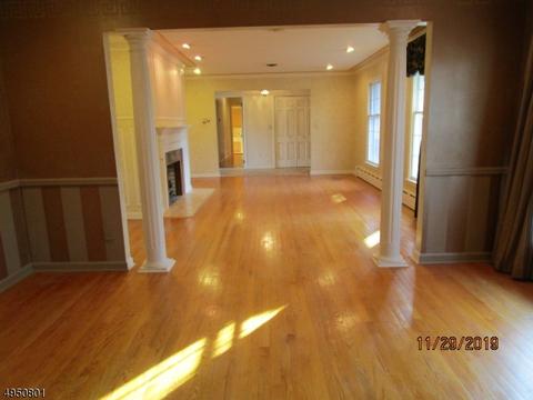9 Stone Ledge Rd, Upper Saddle River, NJ 07458 photo 5