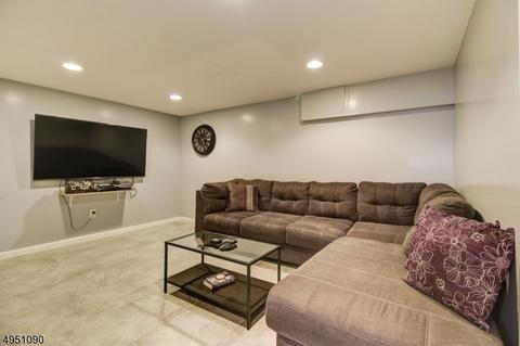 92 Warwick Rd, Hillside, NJ 07205 photo 14