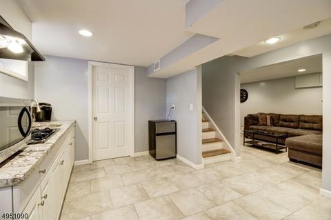92 Warwick Rd, Hillside, NJ 07205 photo 15