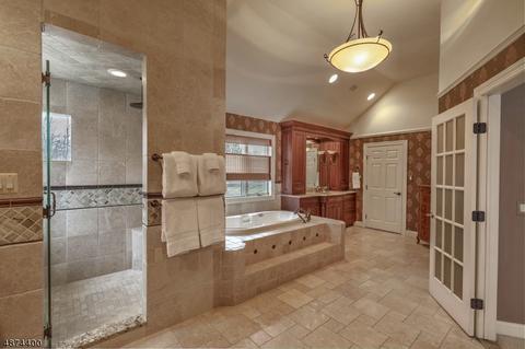 7 Kendall Ct, Mendham, NJ 07945 photo 17