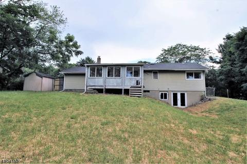 103 Freeway Ave, Hackettstown, NJ 07840 photo 17
