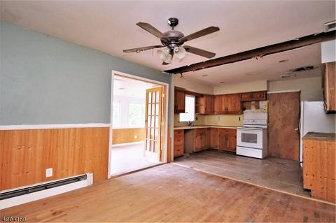 103 Freeway Ave, Hackettstown, NJ 07840 photo 4