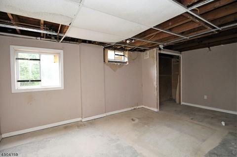 103 Freeway Ave, Hackettstown, NJ 07840 photo 14