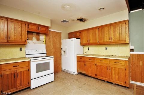 103 Freeway Ave, Hackettstown, NJ 07840 photo 8