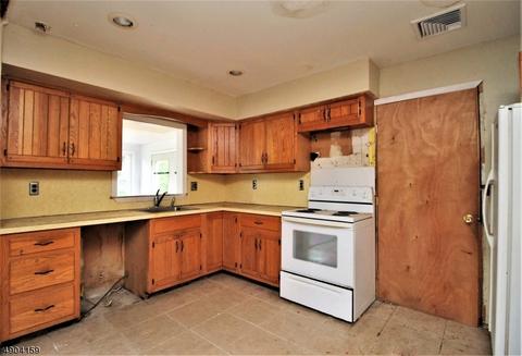 103 Freeway Ave, Hackettstown, NJ 07840 photo 5