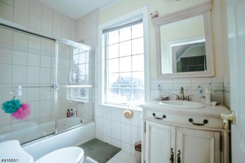 479 Devon St, Kearny, NJ 07032 photo 14