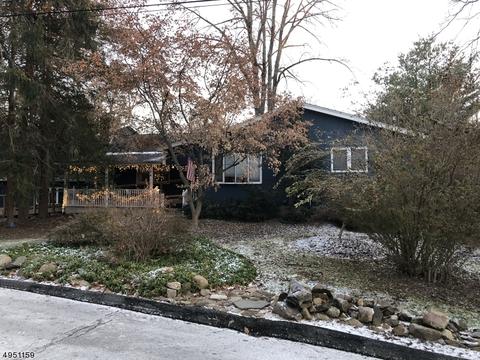 74 Hemlock Ter, Wayne, NJ 07470 photo 1