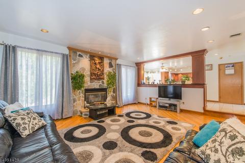 86 Garside Ave, Wayne, NJ 07470 photo 3