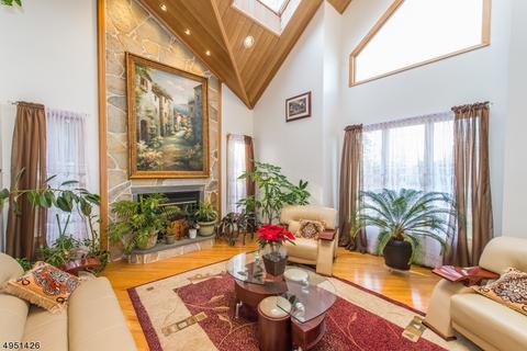 86 Garside Ave, Wayne, NJ 07470 photo 2