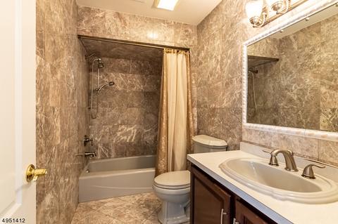 12 Fox Hill Dr, Wayne, NJ 07470 photo 17