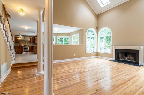 12 Fox Hill Dr, Wayne, NJ 07470 photo 10