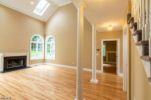 12 Fox Hill Dr, Wayne, NJ 07470 photo 9