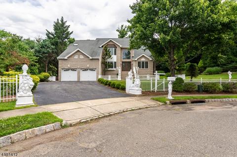 12 Fox Hill Dr, Wayne, NJ 07470 photo 2