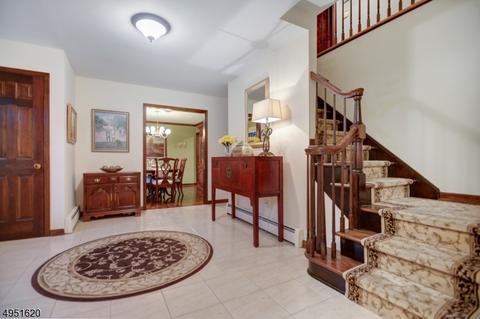 11 Monterey Dr, Wayne, NJ 07470 photo 3