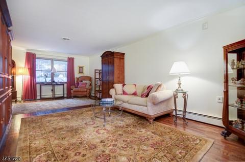 11 Monterey Dr, Wayne, NJ 07470 photo 8
