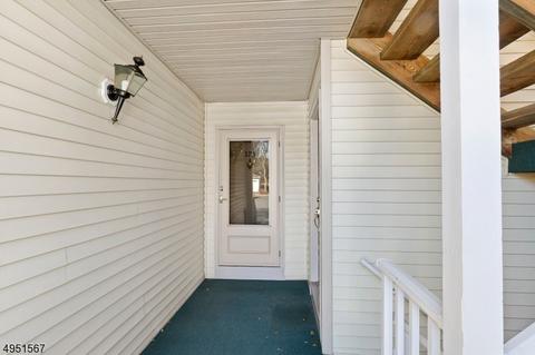 373 Potomac Dr, Basking Ridge, NJ 07920 photo 15