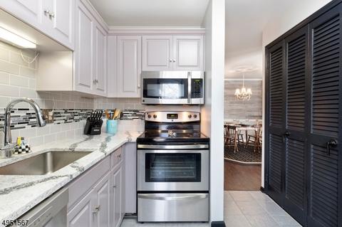 373 Potomac Dr, Basking Ridge, NJ 07920 photo 1