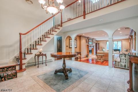 500 Mildred Pl, Oradell, NJ 07649 photo 5