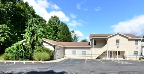 75 Main St, Franklin, NJ 07416 photo 2