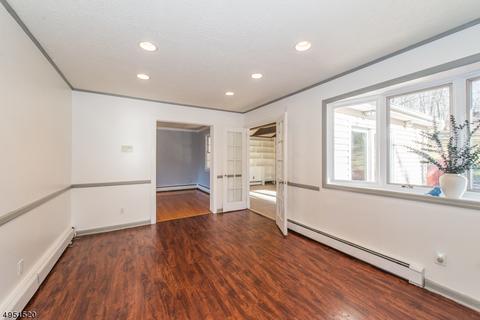 27 Iowa Rd, Wayne, NJ 07470 photo 7