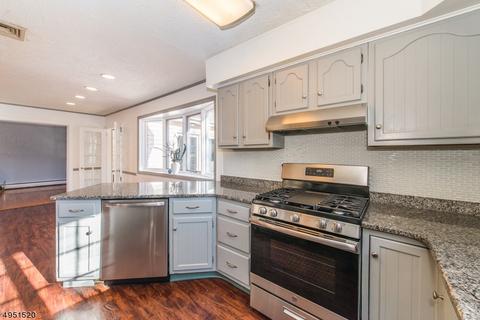 27 Iowa Rd, Wayne, NJ 07470 photo 6