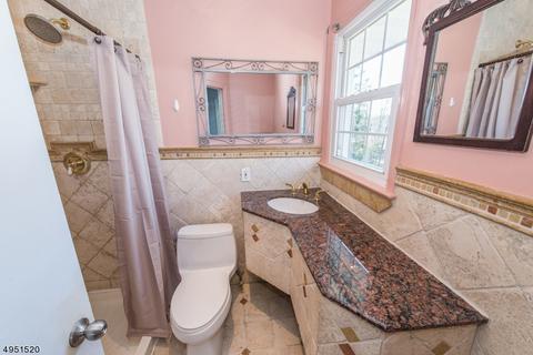 27 Iowa Rd, Wayne, NJ 07470 photo 12